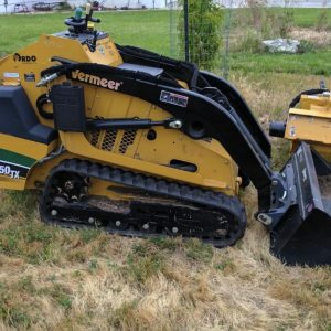 Mini Skidsteer Rental | VERMEER S450TX Compact Loader